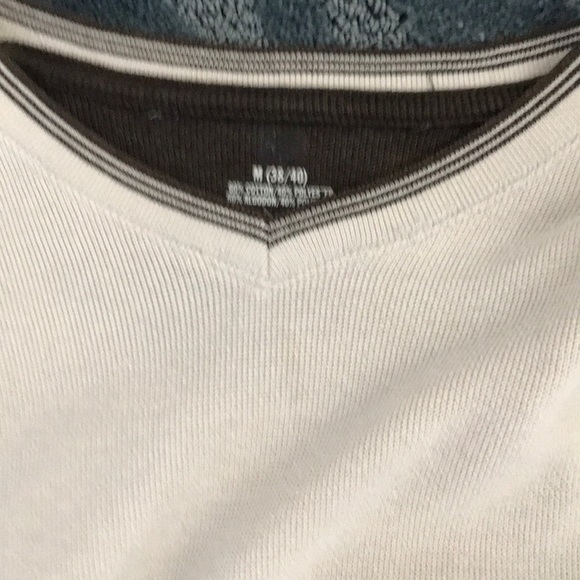 Gap Men’s Long Sleeved Cream Shirt - Picture 2 of 3